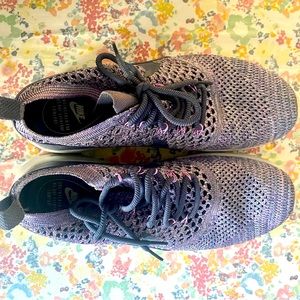 Woven Nike Frees Like New